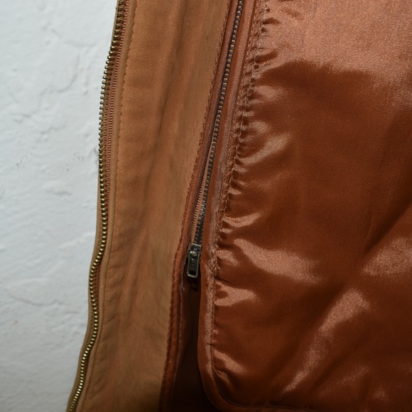 Leather Thermal Installation Jacket - Picture 5 of 8
